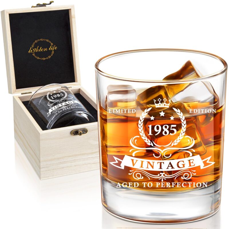Pahar de whisky, 340 ml, in cutie de lemn, pentru aniversare persoane nascute in 1985