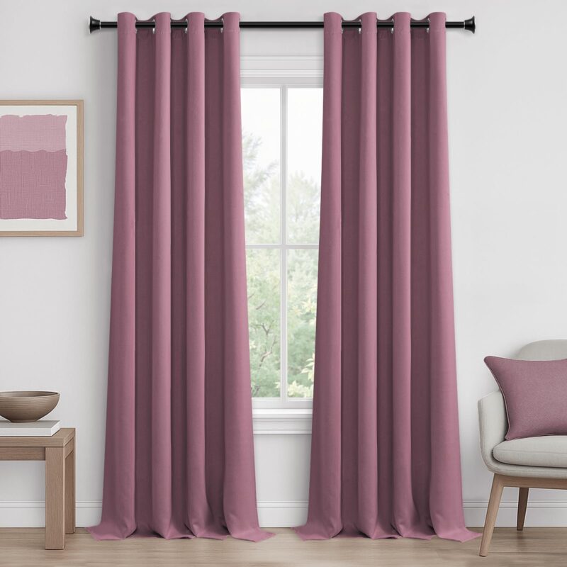 Draperie opaca cu ocheti, termo-izolanta, roz deschis, 140X260 cm, set 2 buc.